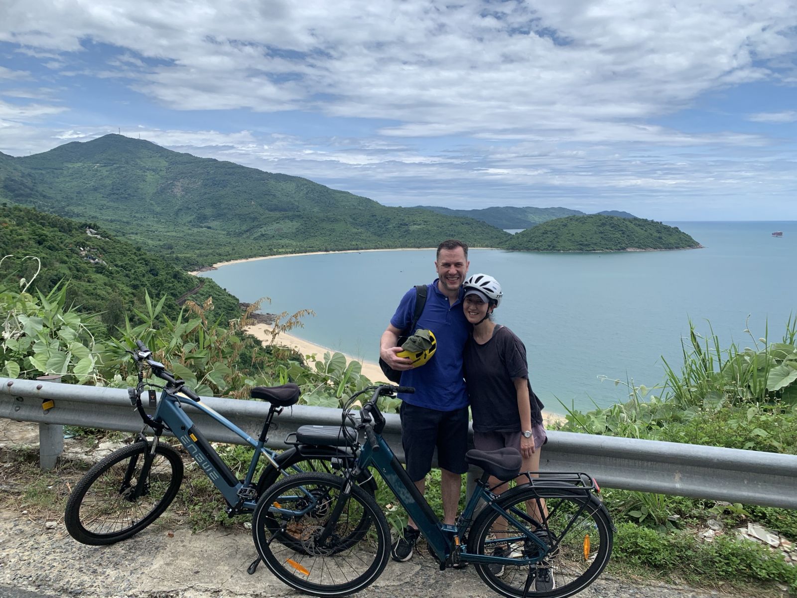 Hoi An Bike Tour to Hue 1 Day